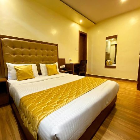 Hotel Pearl'S Bkc Inn- Near Trade Centre, Visa Consulate Mumbai Exterior photo