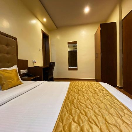 Hotel Pearl'S Bkc Inn- Near Trade Centre, Visa Consulate Mumbai Exterior photo