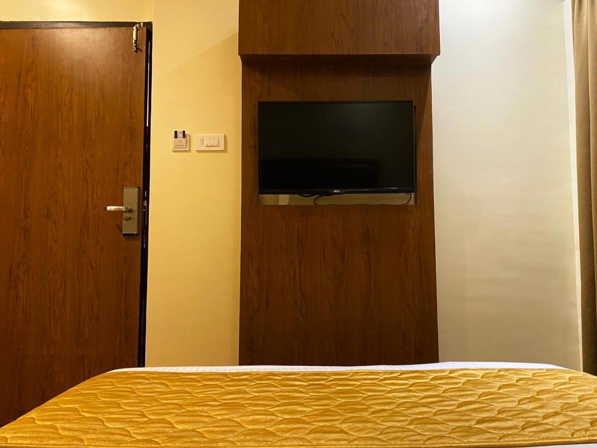 Hotel Pearl'S Bkc Inn- Near Trade Centre, Visa Consulate Mumbai Exterior photo